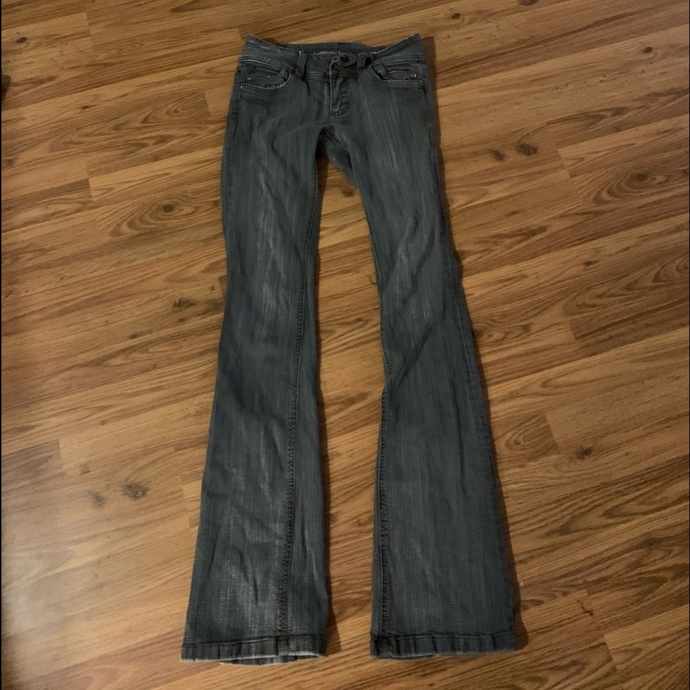 Dollhouse jeans size 5   34 inch inseam